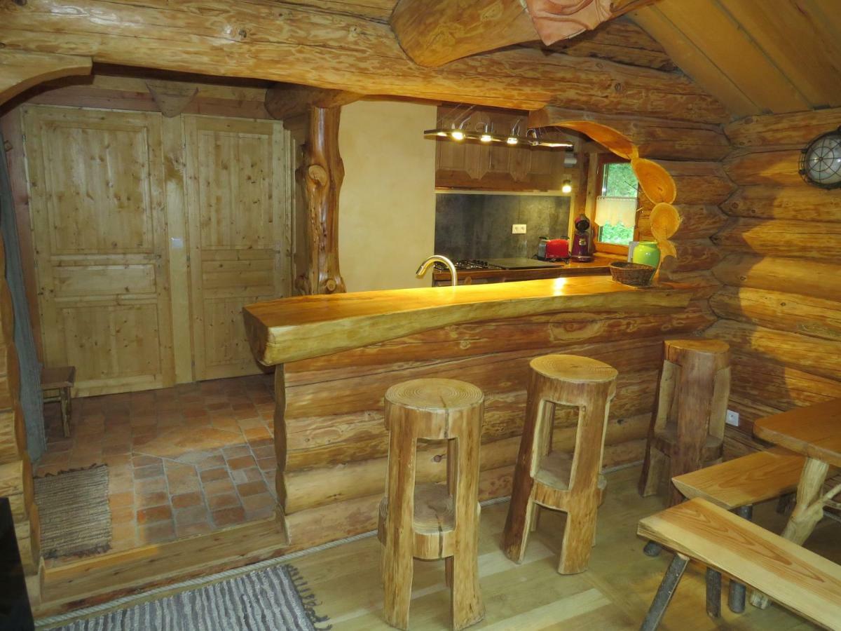 La Cabane De Hans Saint-Martial-de-Gimel Kültér fotó
